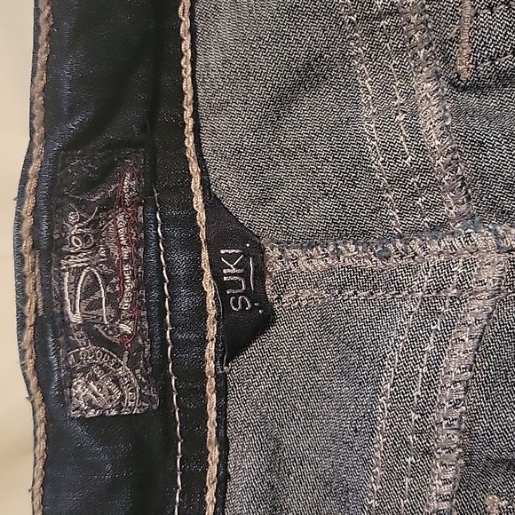 Silver Jeans - Suki Capri - Picture 3 of 5